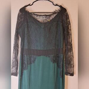 MMondschein black and green dress size 2XL
